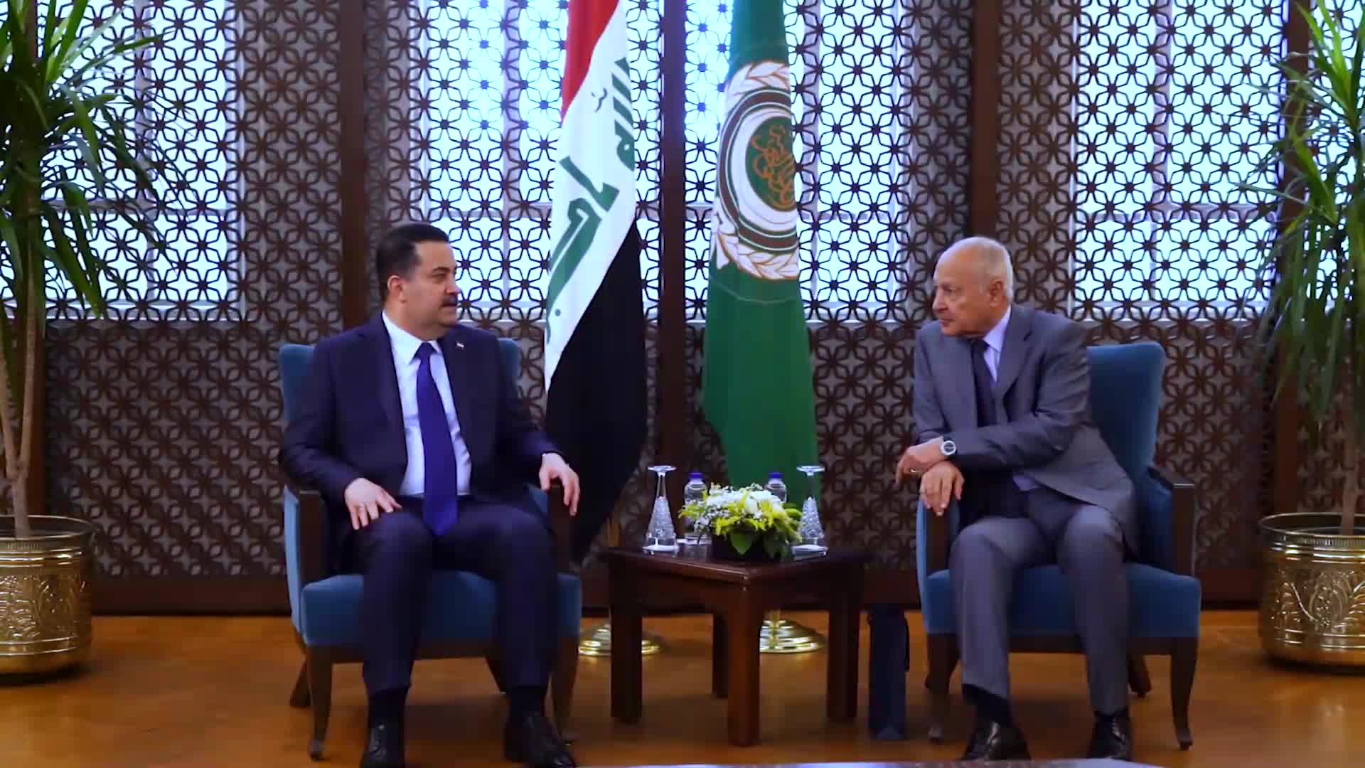 مصر _ السوداني خلال لقائه أبو الغيط_ العراق يتجه للقيام بدور...ريادي في المنطقة والعالم - snapshot 40.38